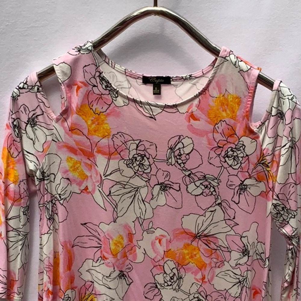Cupio Cold Shoulder Floral Top Size Small